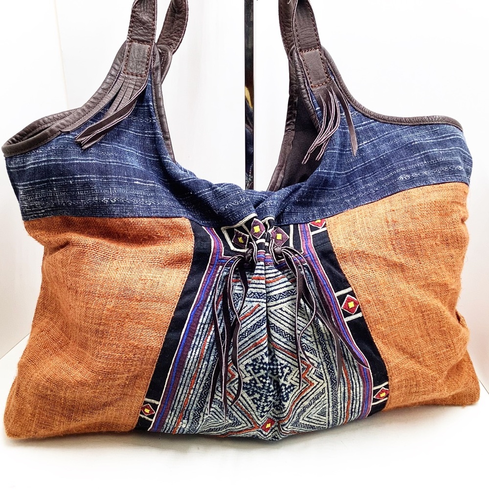 {J.P.&Mattie} Linen & Leather Hobo
